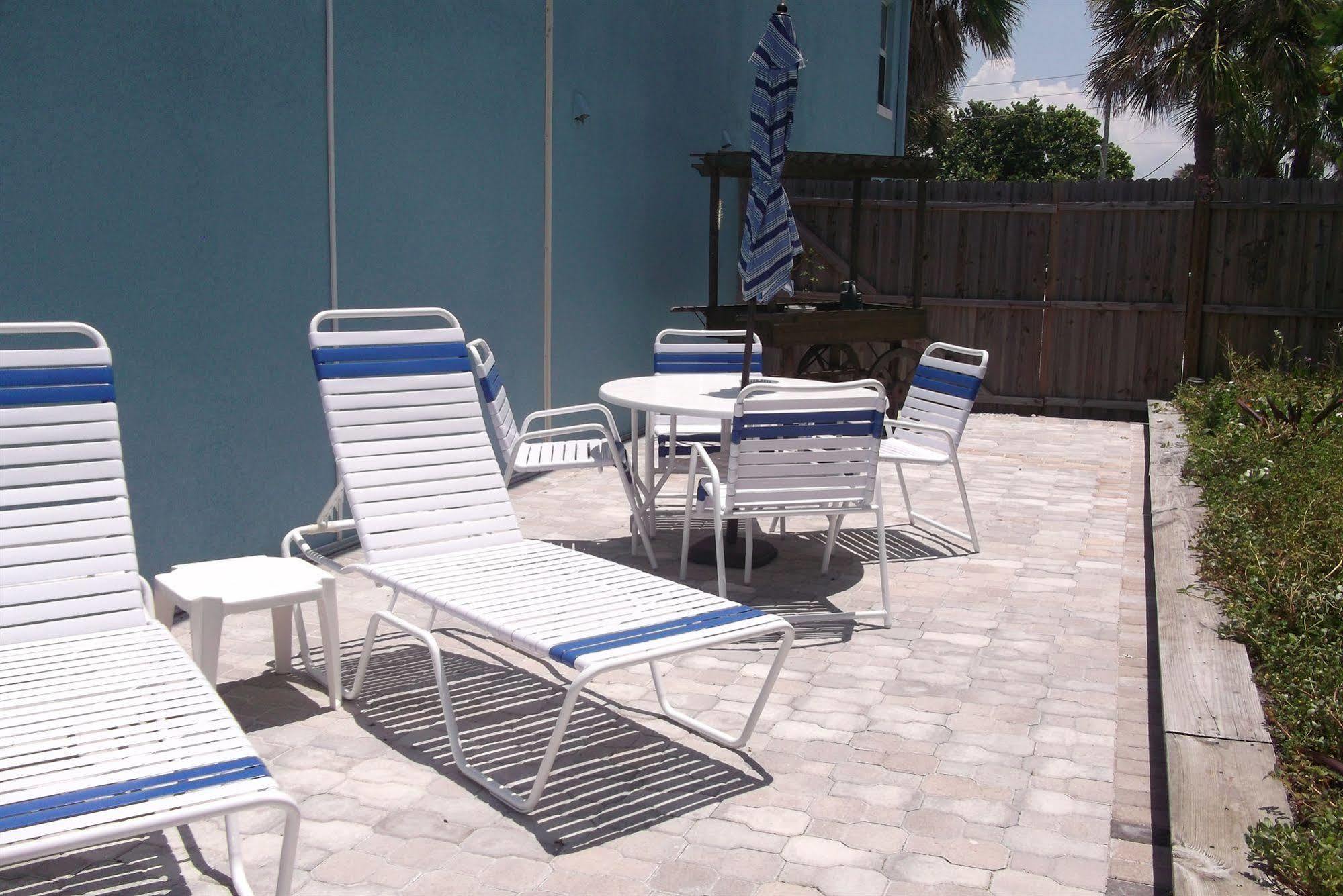 Nautical Watch Aparthotel Belleair Beach Exterior foto